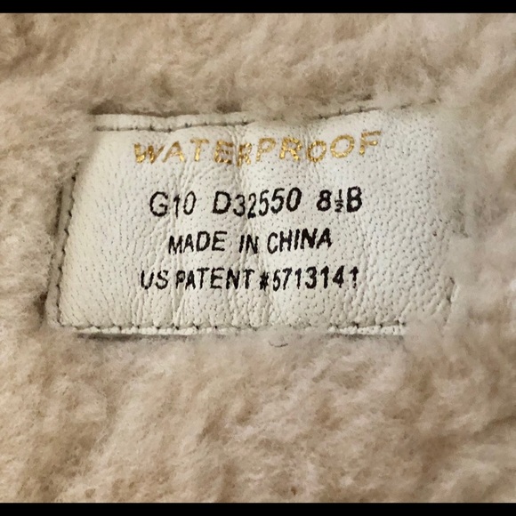 EUC Cole Haan Shearling Lace-up Boots Size 8 1/2 - Picture 3 of 5